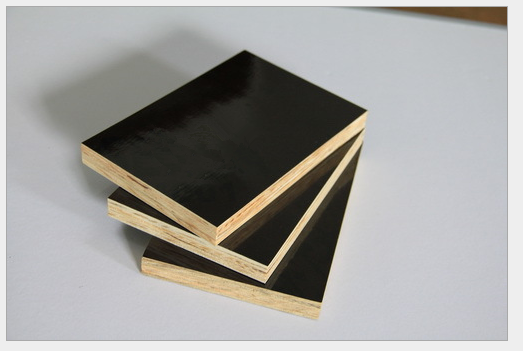 Phenolic-glue-pine-core-pvc-faced-plywood